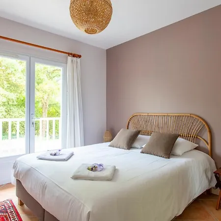Des Sables Apartment *
