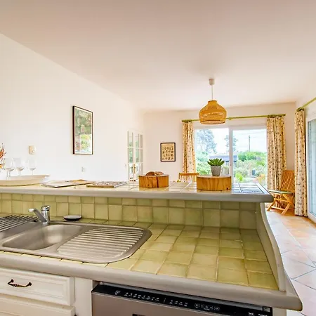 Des Sables Apartment *