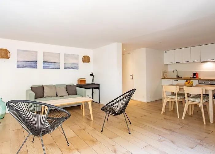Des Sables Apartment