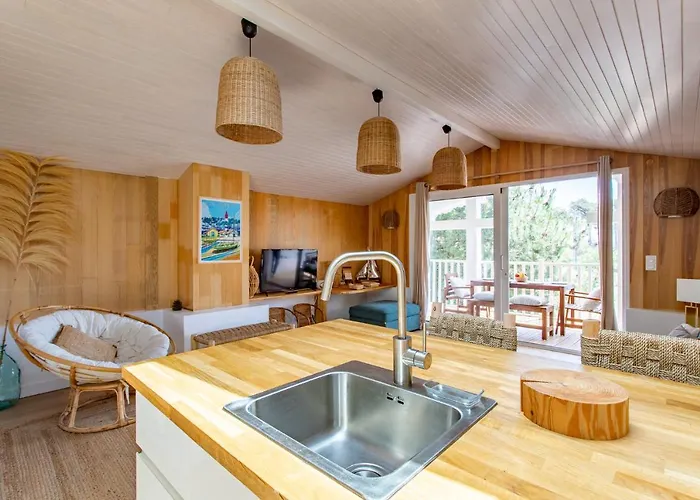 Апартаменты Des Sables Леж-Кап-Ферре